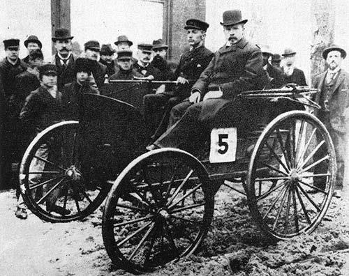 1895-first-automobile-race-frank-and-charles-duryea-winners
